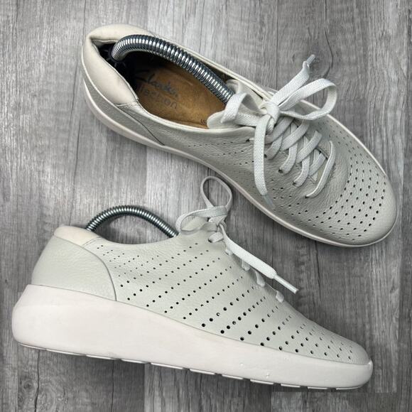 Clarks Womens LeaKayleigh Aster Shoes Lace Up Sneaker “White” Leather Size 6 - Picture 1 of 8